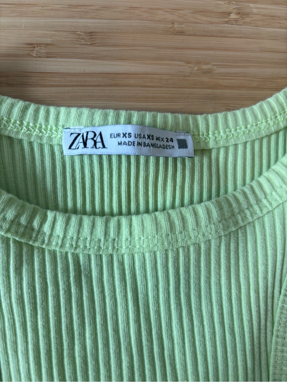 Zara Green Ribbed Racerback Crop Top - Picture 3 of 3